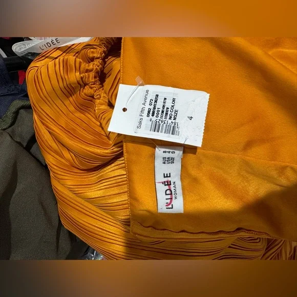 $475 L'Idée Women's Les Éléments Sirene Gown - Amber size 4
